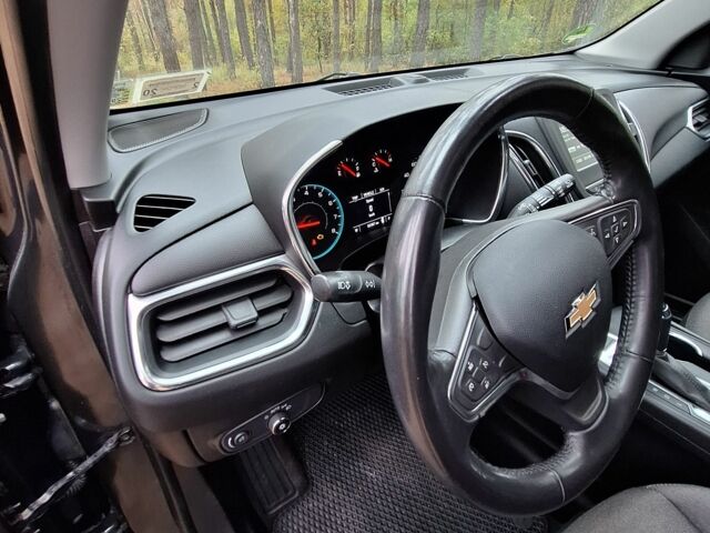 Серый Шевроле Эквинокс, объемом двигателя 1.5 л и пробегом 63 тыс. км за 16075 $, фото 7 на Automoto.ua