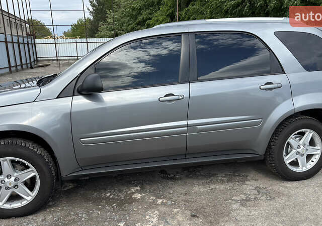 Сірий Шевроле Еквінокс, об'ємом двигуна 3.4 л та пробігом 125 тис. км за 5300 $, фото 3 на Automoto.ua