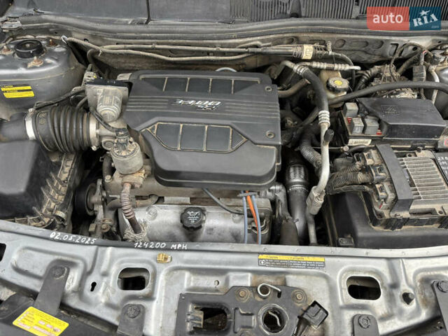 Сірий Шевроле Еквінокс, об'ємом двигуна 3.4 л та пробігом 125 тис. км за 5600 $, фото 13 на Automoto.ua