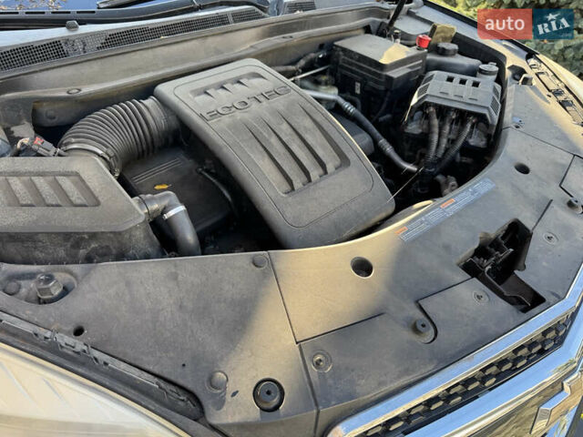 Серый Шевроле Эквинокс, объемом двигателя 2.38 л и пробегом 155 тыс. км за 9700 $, фото 24 на Automoto.ua