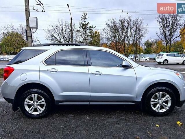 Серый Шевроле Эквинокс, объемом двигателя 2.4 л и пробегом 238 тыс. км за 10500 $, фото 5 на Automoto.ua