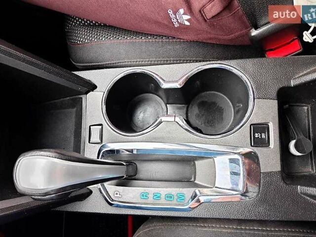 Серый Шевроле Эквинокс, объемом двигателя 2.4 л и пробегом 238 тыс. км за 10500 $, фото 9 на Automoto.ua