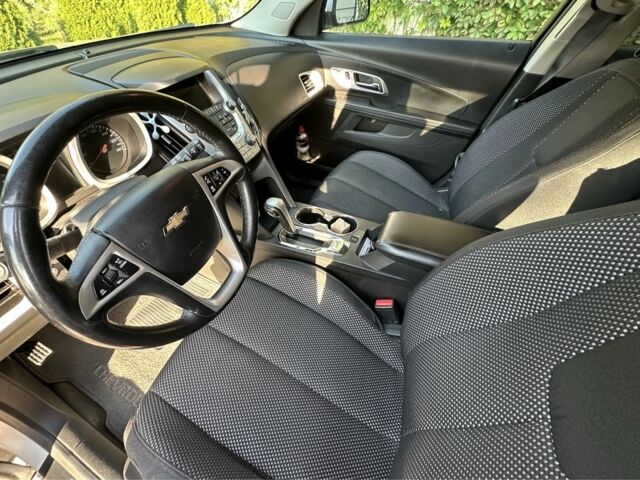 Серый Шевроле Эквинокс, объемом двигателя 0 л и пробегом 186 тыс. км за 10500 $, фото 4 на Automoto.ua