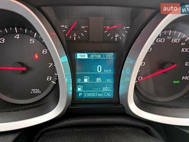 Серый Шевроле Эквинокс, объемом двигателя 2.4 л и пробегом 238 тыс. км за 10500 $, фото 7 на Automoto.ua