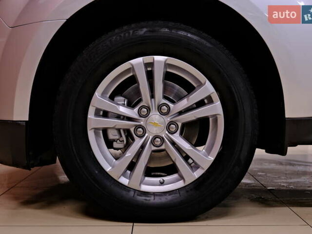 Серый Шевроле Эквинокс, объемом двигателя 2.38 л и пробегом 152 тыс. км за 8900 $, фото 15 на Automoto.ua