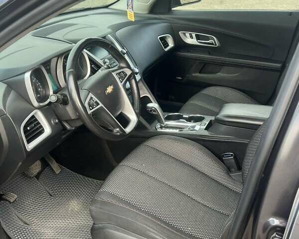 Серый Шевроле Эквинокс, объемом двигателя 2.38 л и пробегом 115 тыс. км за 10500 $, фото 9 на Automoto.ua