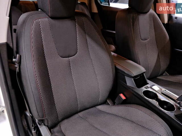 Серый Шевроле Эквинокс, объемом двигателя 2.38 л и пробегом 152 тыс. км за 8900 $, фото 40 на Automoto.ua