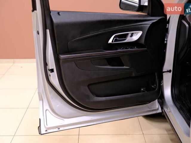 Серый Шевроле Эквинокс, объемом двигателя 2.38 л и пробегом 152 тыс. км за 8900 $, фото 25 на Automoto.ua