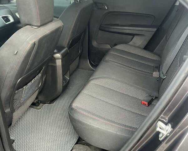 Серый Шевроле Эквинокс, объемом двигателя 2.38 л и пробегом 115 тыс. км за 10500 $, фото 15 на Automoto.ua