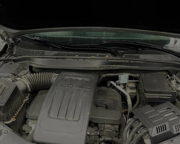 Серый Шевроле Эквинокс, объемом двигателя 2.38 л и пробегом 169 тыс. км за 13400 $, фото 27 на Automoto.ua