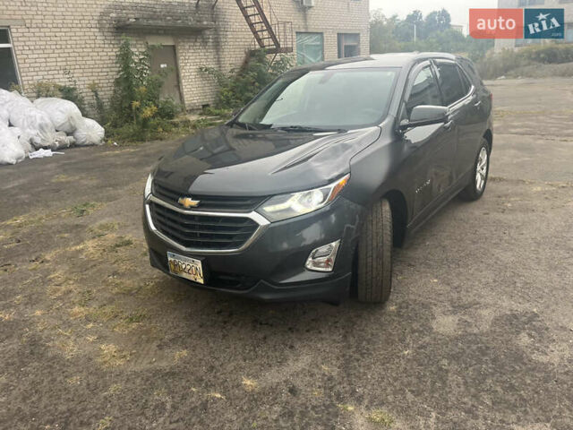 Серый Шевроле Эквинокс, объемом двигателя 2 л и пробегом 149 тыс. км за 13000 $, фото 3 на Automoto.ua