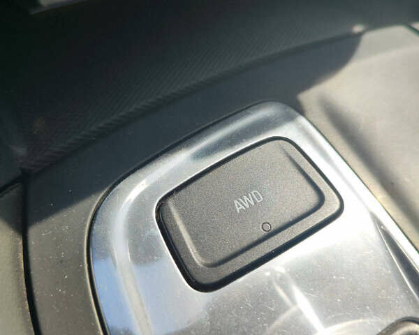 Серый Шевроле Эквинокс, объемом двигателя 1.49 л и пробегом 165 тыс. км за 15000 $, фото 12 на Automoto.ua