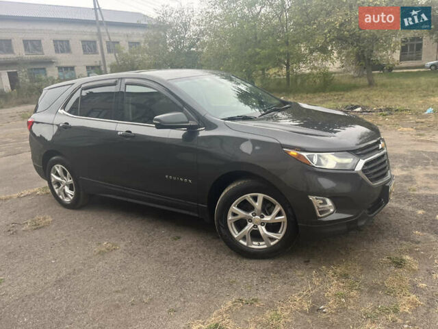Серый Шевроле Эквинокс, объемом двигателя 2 л и пробегом 150 тыс. км за 12500 $, фото 4 на Automoto.ua