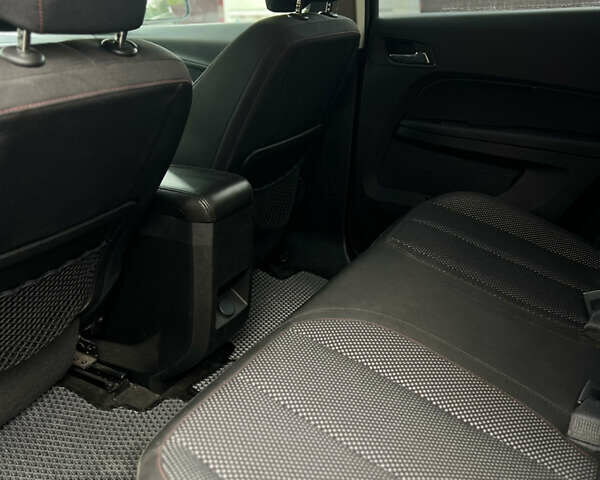 Шевроле Эквинокс 2017 в Тернополе на Automoto.ua Серый Шевроле Эквинокс, объемом двигателя 2.4 л и пробегом 250 тыс. км за 9500 $, фото 4 на Automoto.ua