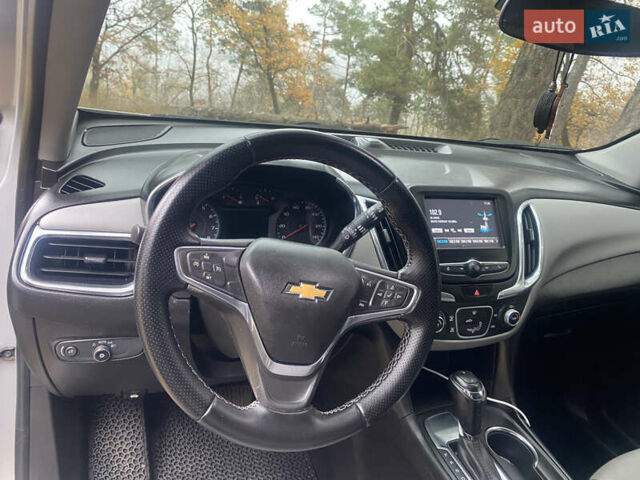 Серый Шевроле Эквинокс, объемом двигателя 1.49 л и пробегом 100 тыс. км за 13500 $, фото 1 на Automoto.ua