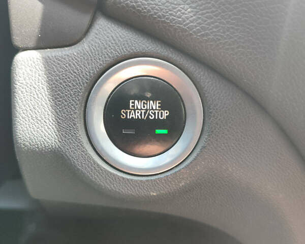 Серый Шевроле Эквинокс, объемом двигателя 1.49 л и пробегом 165 тыс. км за 15000 $, фото 10 на Automoto.ua