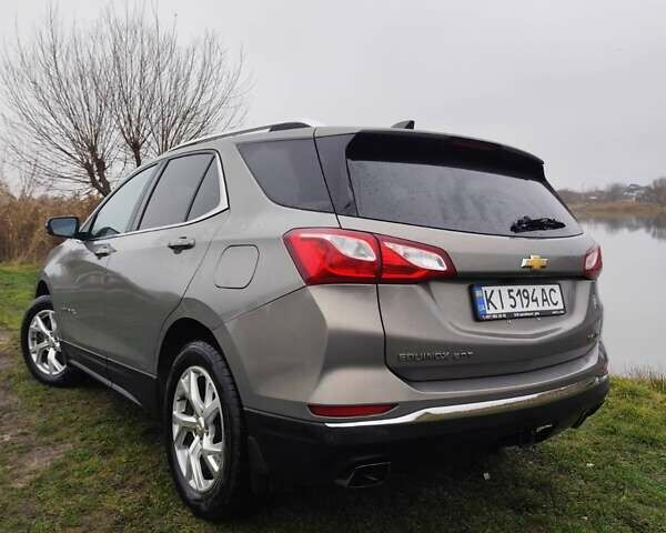 Серый Шевроле Эквинокс, объемом двигателя 2 л и пробегом 147 тыс. км за 16500 $, фото 3 на Automoto.ua