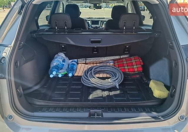 Серый Шевроле Эквинокс, объемом двигателя 1.5 л и пробегом 61 тыс. км за 18800 $, фото 17 на Automoto.ua