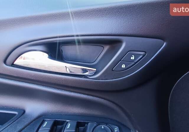 Серый Шевроле Эквинокс, объемом двигателя 1.5 л и пробегом 61 тыс. км за 18800 $, фото 60 на Automoto.ua