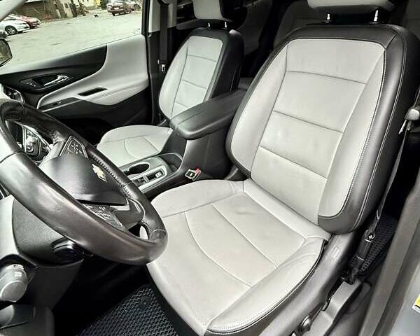 Серый Шевроле Эквинокс, объемом двигателя 1.5 л и пробегом 115 тыс. км за 16800 $, фото 9 на Automoto.ua