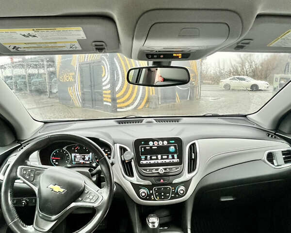 Серый Шевроле Эквинокс, объемом двигателя 1.49 л и пробегом 106 тыс. км за 15500 $, фото 6 на Automoto.ua
