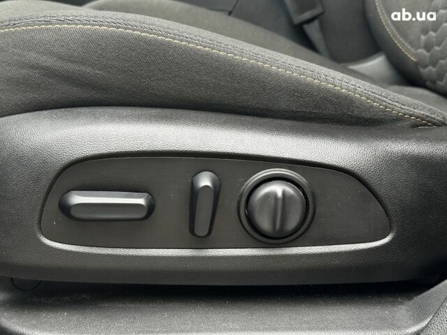 Серый Шевроле Эквинокс, объемом двигателя 2 л и пробегом 114 тыс. км за 16590 $, фото 23 на Automoto.ua