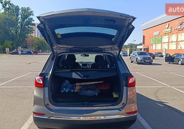 Серый Шевроле Эквинокс, объемом двигателя 1.5 л и пробегом 61 тыс. км за 18800 $, фото 15 на Automoto.ua