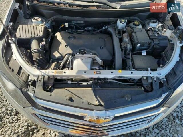 Серый Шевроле Эквинокс, объемом двигателя 2 л и пробегом 104 тыс. км за 2900 $, фото 1 на Automoto.ua