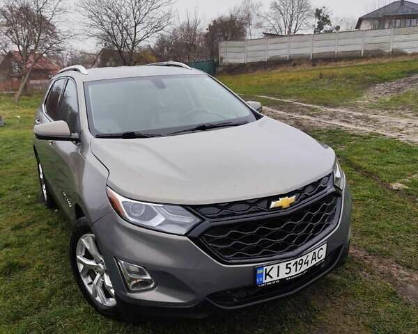 Серый Шевроле Эквинокс, объемом двигателя 2 л и пробегом 147 тыс. км за 16500 $, фото 2 на Automoto.ua