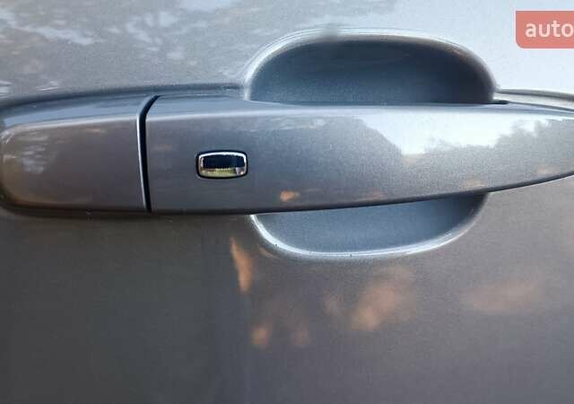 Серый Шевроле Эквинокс, объемом двигателя 1.5 л и пробегом 61 тыс. км за 18800 $, фото 9 на Automoto.ua