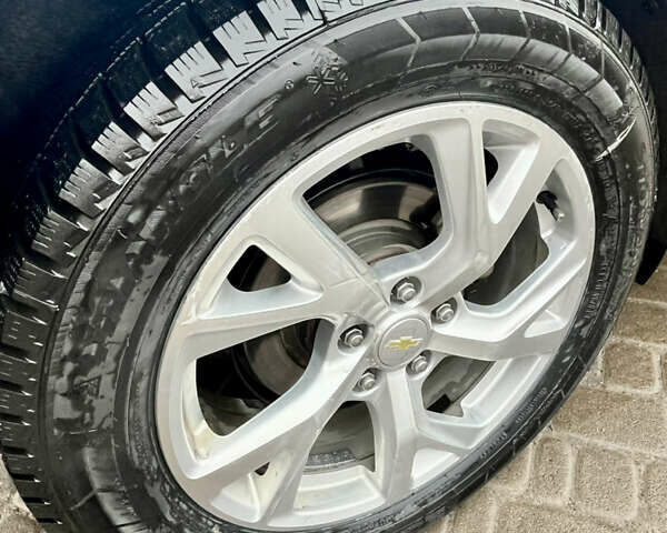 Серый Шевроле Эквинокс, объемом двигателя 1.49 л и пробегом 106 тыс. км за 15500 $, фото 7 на Automoto.ua