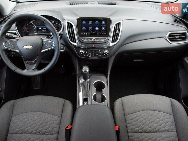 Сірий Шевроле Еквінокс, об'ємом двигуна 1.5 л та пробігом 129 тис. км за 17350 $, фото 1 на Automoto.ua