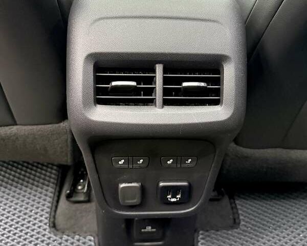 Серый Шевроле Эквинокс, объемом двигателя 1.5 л и пробегом 115 тыс. км за 16800 $, фото 14 на Automoto.ua