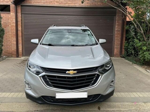 Серый Шевроле Эквинокс, объемом двигателя 1.5 л и пробегом 67 тыс. км за 10400 $, фото 1 на Automoto.ua