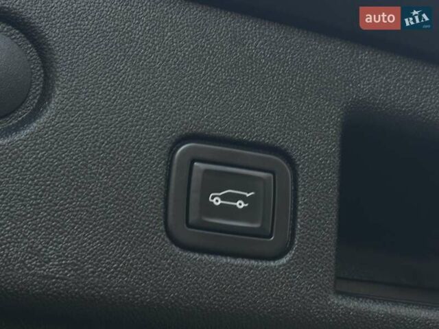 Сірий Шевроле Еквінокс, об'ємом двигуна 2 л та пробігом 80 тис. км за 17450 $, фото 16 на Automoto.ua