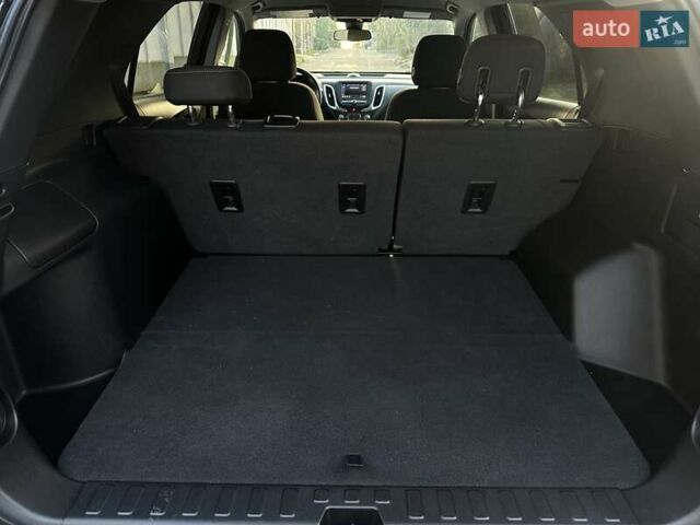 Сірий Шевроле Еквінокс, об'ємом двигуна 2 л та пробігом 80 тис. км за 17450 $, фото 15 на Automoto.ua