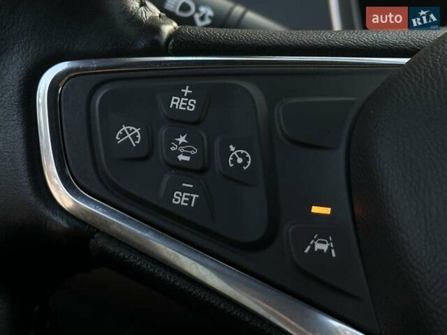 Сірий Шевроле Еквінокс, об'ємом двигуна 2 л та пробігом 80 тис. км за 17450 $, фото 32 на Automoto.ua