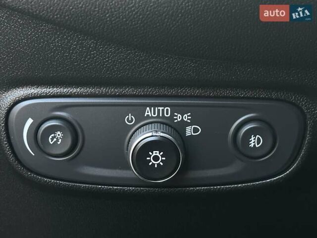 Сірий Шевроле Еквінокс, об'ємом двигуна 2 л та пробігом 80 тис. км за 17450 $, фото 25 на Automoto.ua