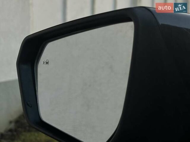 Сірий Шевроле Еквінокс, об'ємом двигуна 2 л та пробігом 80 тис. км за 17450 $, фото 12 на Automoto.ua