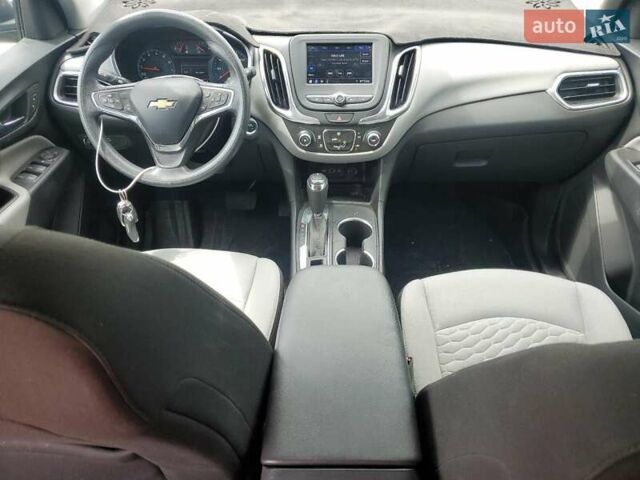Серый Шевроле Эквинокс, объемом двигателя 1.5 л и пробегом 52 тыс. км за 3000 $, фото 7 на Automoto.ua