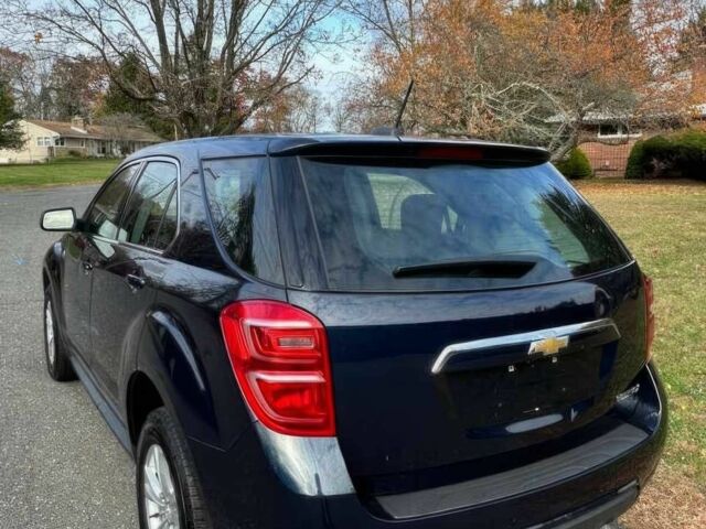 Синий Шевроле Эквинокс, объемом двигателя 2.4 л и пробегом 71 тыс. км за 9200 $, фото 7 на Automoto.ua