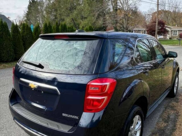 Синий Шевроле Эквинокс, объемом двигателя 2.4 л и пробегом 71 тыс. км за 9200 $, фото 5 на Automoto.ua