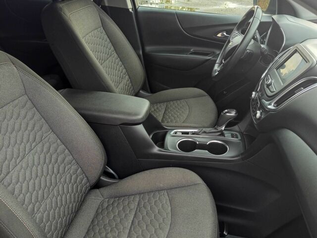 Шевроле Эквинокс 2019 в Днепре (Днепропетровске) на Automoto.ua Синий Шевроле Эквинокс, объемом двигателя 2 л и пробегом 85 тыс. км за 17500 $, фото 8 на Automoto.ua