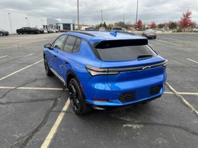 Шевроле Эквинокс 2025 в Житомире на Automoto.ua Синий Шевроле Эквинокс, объемом двигателя 0 л и пробегом 10 тыс. км за 23000 $, фото 5 на Automoto.ua