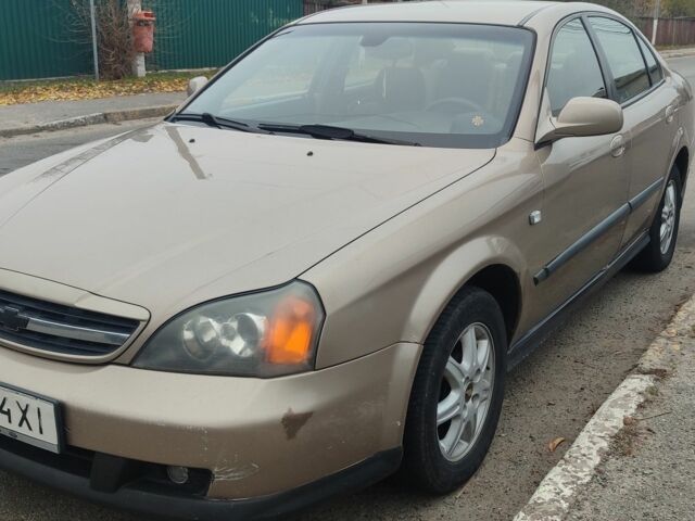 Бежевый Шевроле Эванда, объемом двигателя 2 л и пробегом 356 тыс. км за 1500 $, фото 1 на Automoto.ua