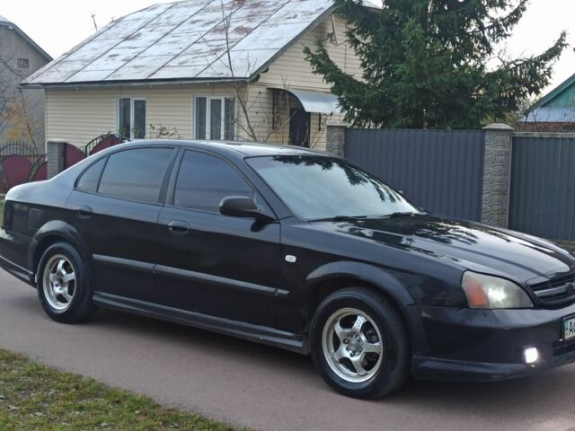 Черный Шевроле Эванда, объемом двигателя 0 л и пробегом 300 тыс. км за 2200 $, фото 2 на Automoto.ua