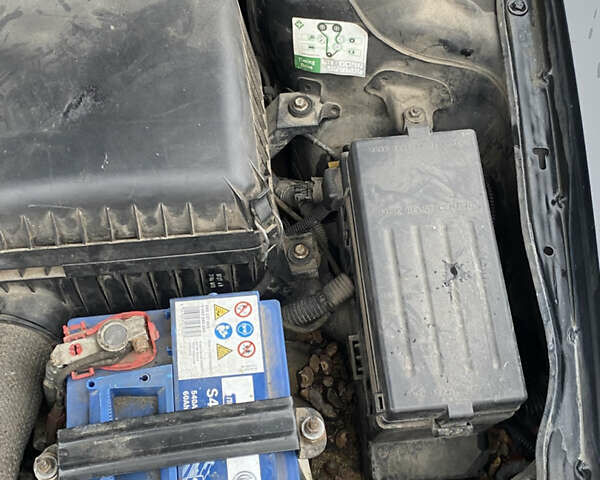 Чорний Шевроле Еванда, об'ємом двигуна 2 л та пробігом 235 тис. км за 3500 $, фото 26 на Automoto.ua