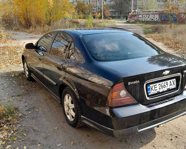 Черный Шевроле Эванда, объемом двигателя 2 л и пробегом 260 тыс. км за 4150 $, фото 10 на Automoto.ua