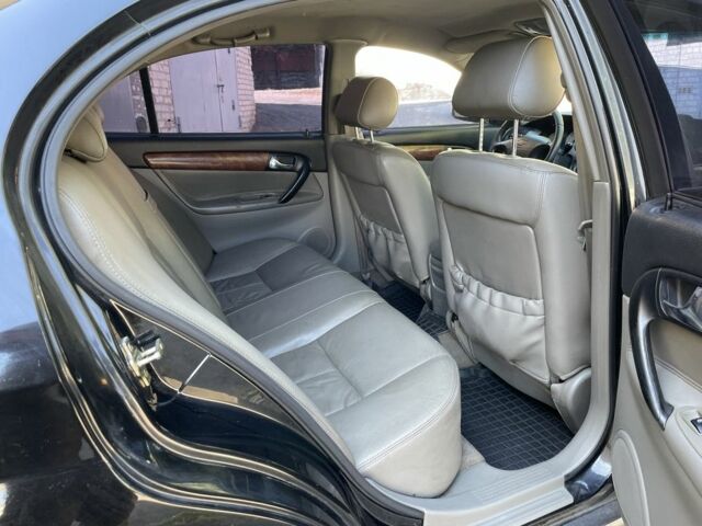 Черный Шевроле Эванда, объемом двигателя 2.5 л и пробегом 290 тыс. км за 1999 $, фото 6 на Automoto.ua