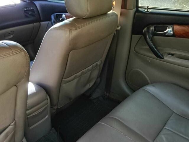 Черный Шевроле Эванда, объемом двигателя 2.5 л и пробегом 215 тыс. км за 3114 $, фото 4 на Automoto.ua